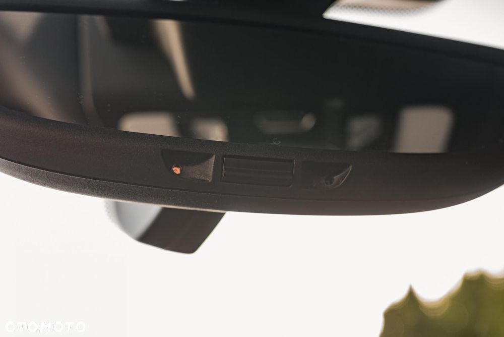 Porsche Macan S - 30