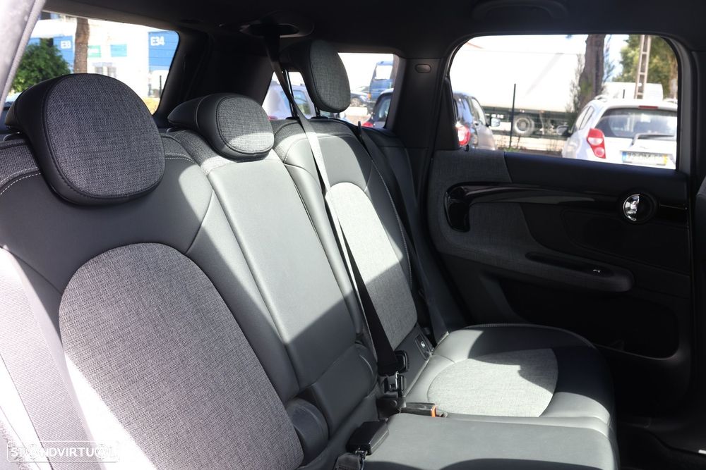 MINI Countryman Cooper SE ALL4 Auto - 15