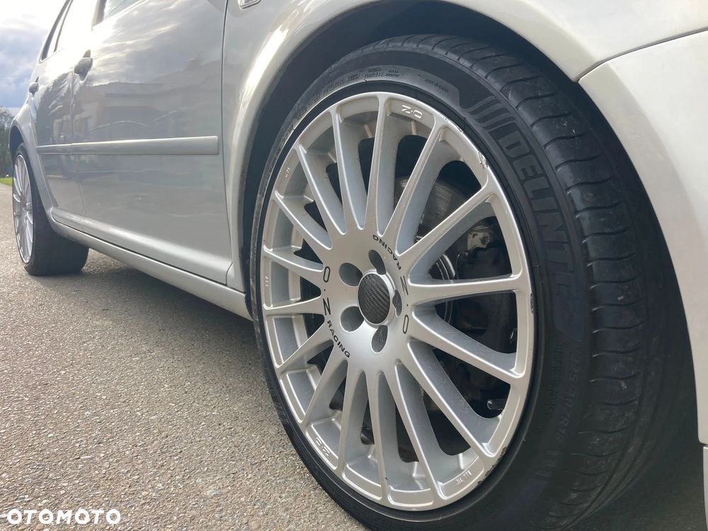 Volkswagen Golf IV 2.8 V6 4Mot - 9