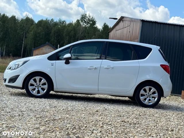 Opel Meriva - 12