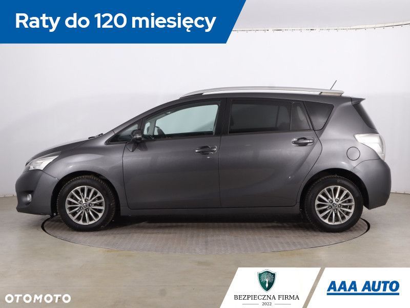 Toyota Verso - 4