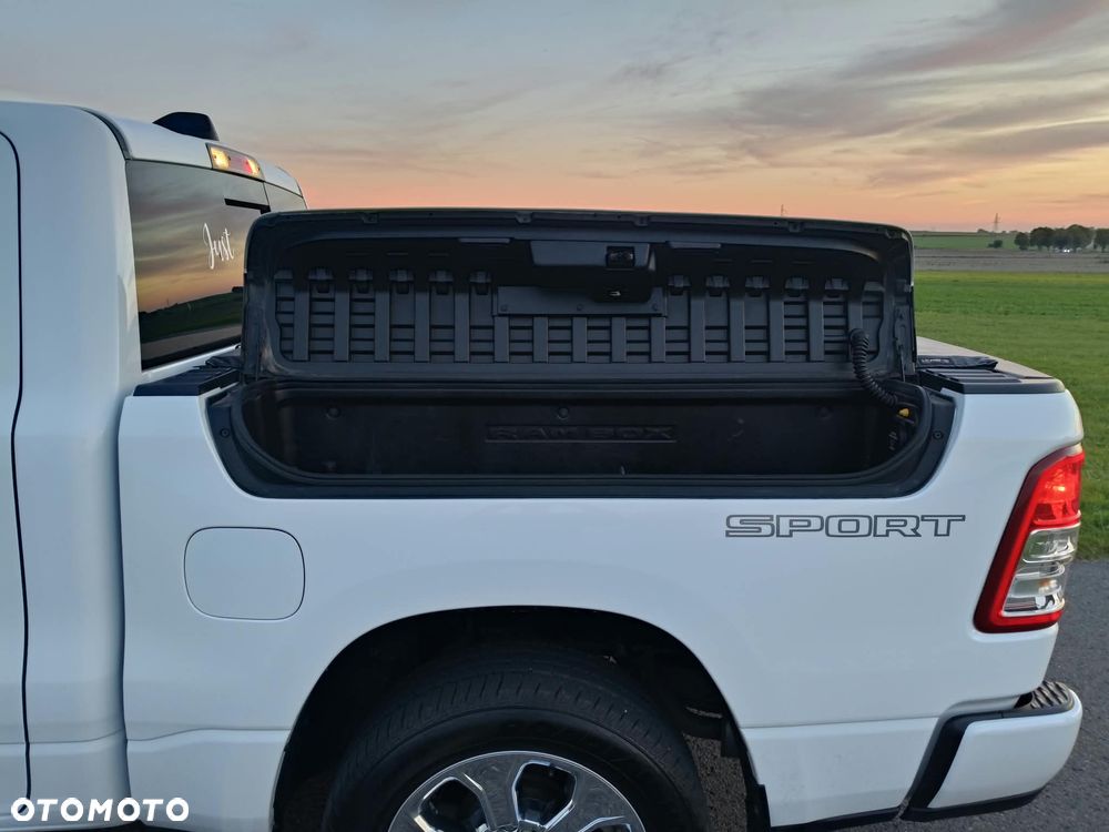 RAM 1500 - 19