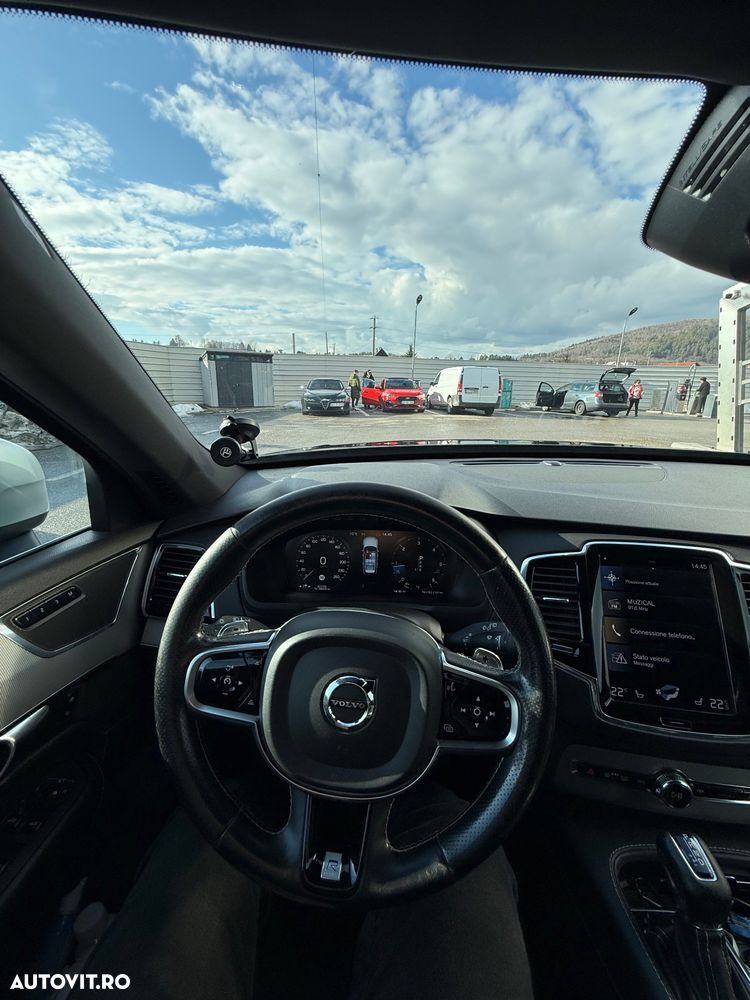 Volvo XC 90 D5 AWD Geartronic RDesign - 6