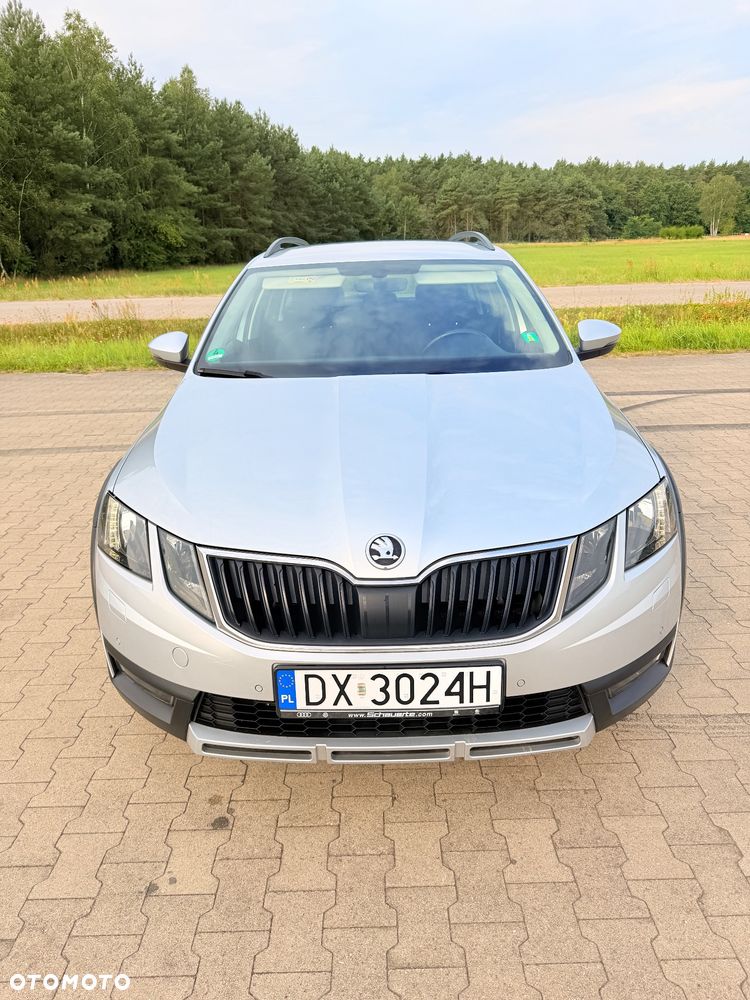 Skoda Octavia 2.0 TDI 4x4 DSG Scout - 9
