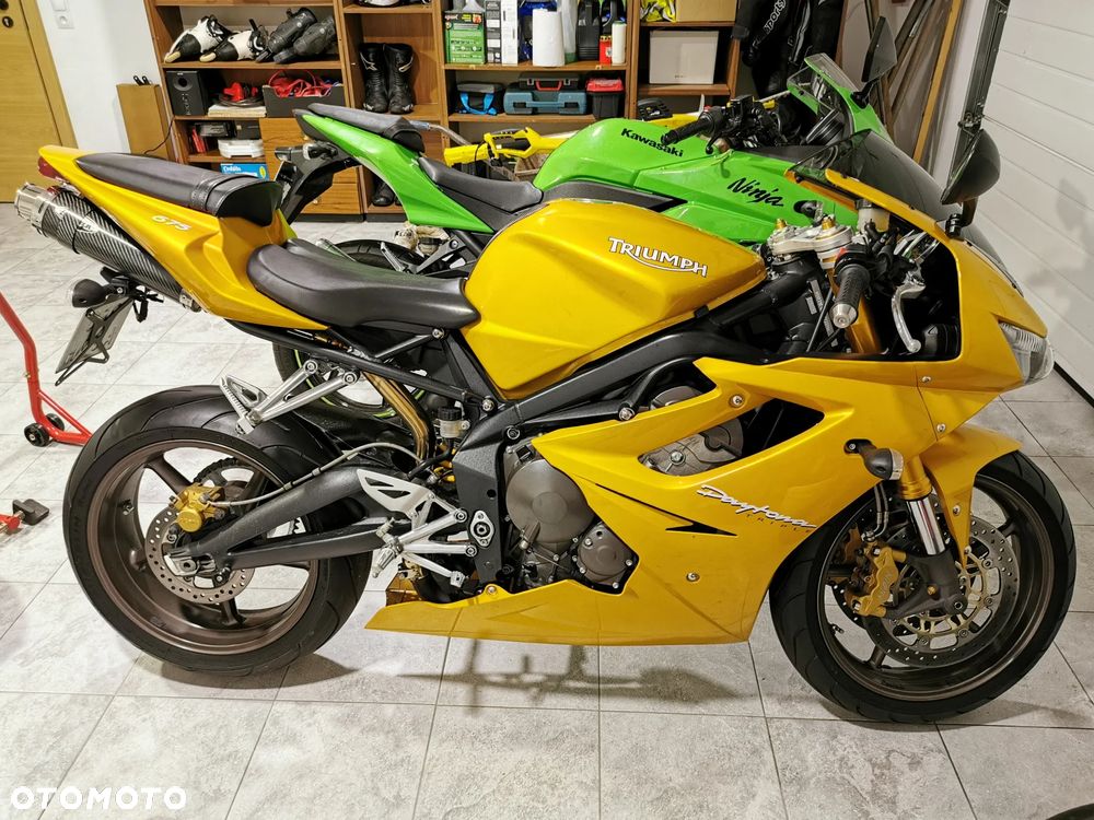 Triumph Daytona - 10