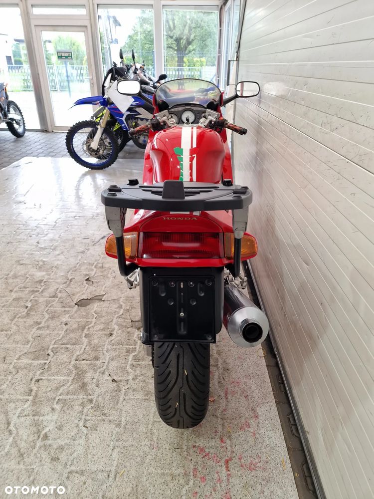 Honda VFR - 6
