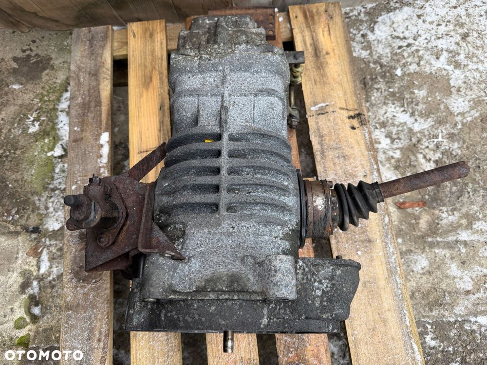 skrzynia biegów vw t3 2.0 dk transporter oryginał kompletna - 4