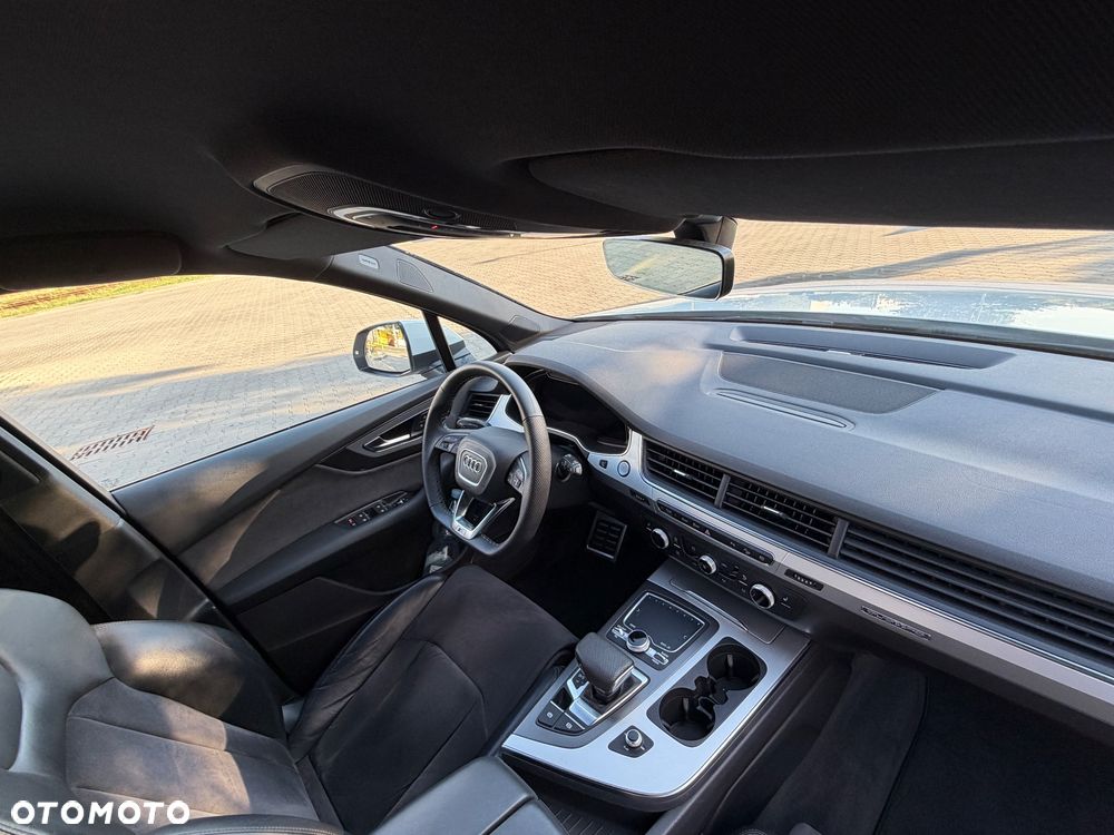 Audi Q7 - 13