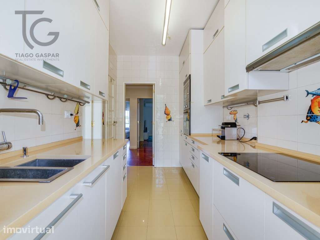 T4 Mobilado 117m² | Restelo | Varanda - Grande imagem: 3/28