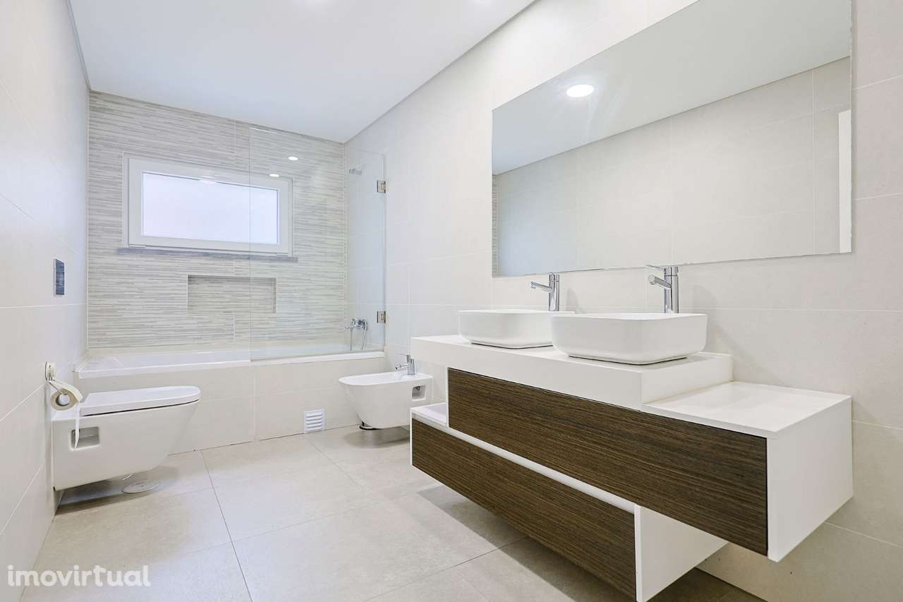 Moradia T4 Moderna 262m²|Lote 300m²| Sala 60m² |Garagem 50m² –Redondos - Grande imagem: 5/13