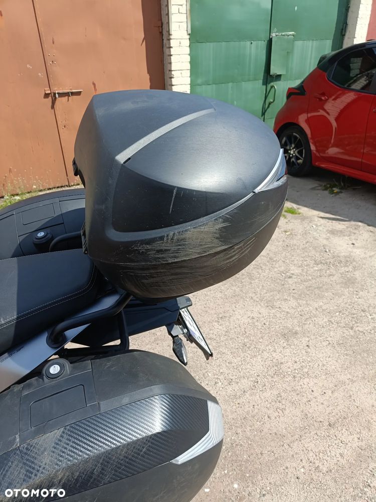 CFMoto 650 MT - 8