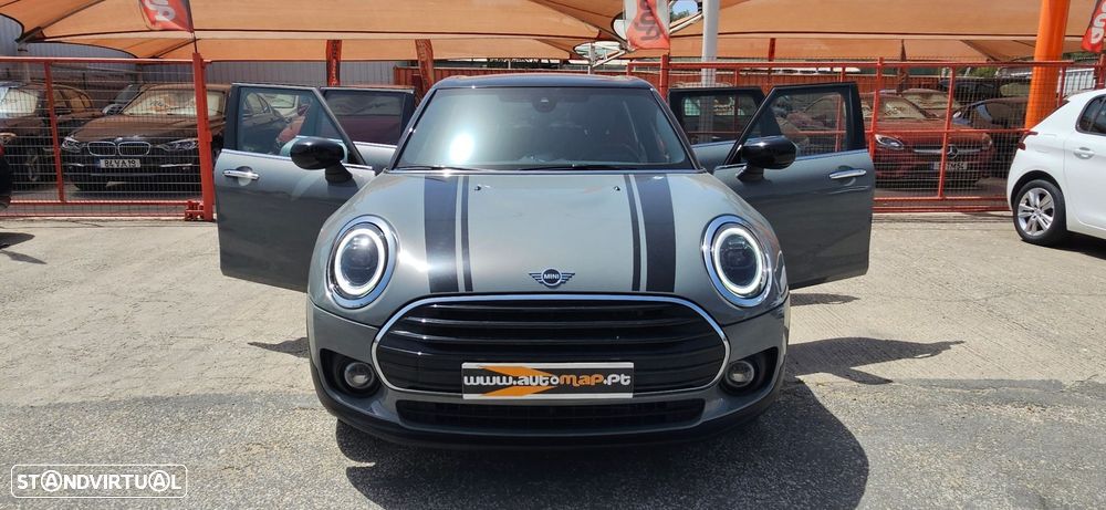 MINI Clubman Cooper Premium Plus Essential Auto - 1