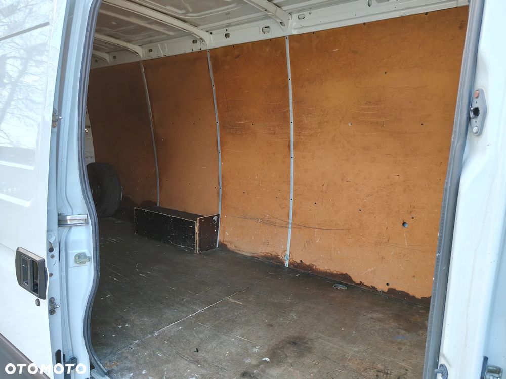 Iveco DAILY 35S13V , 2.3 130 KM, FURGON, BLASZAK, MAX, L3H2, - 17