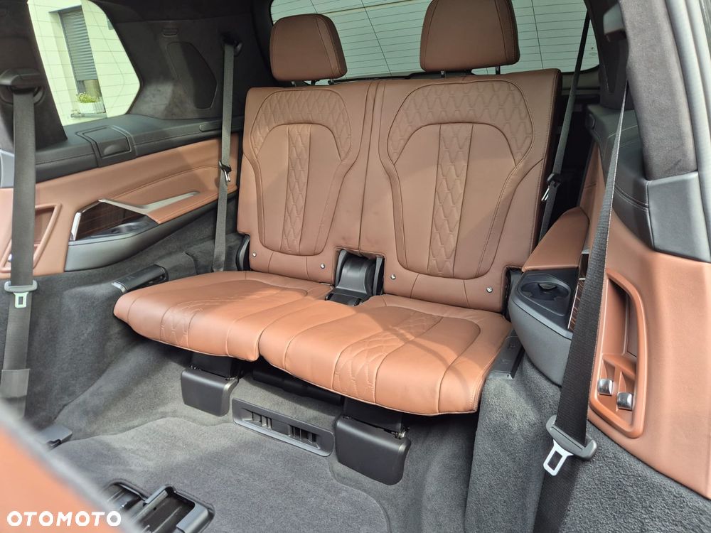 BMW X7 xDrive40d mHEV - 22