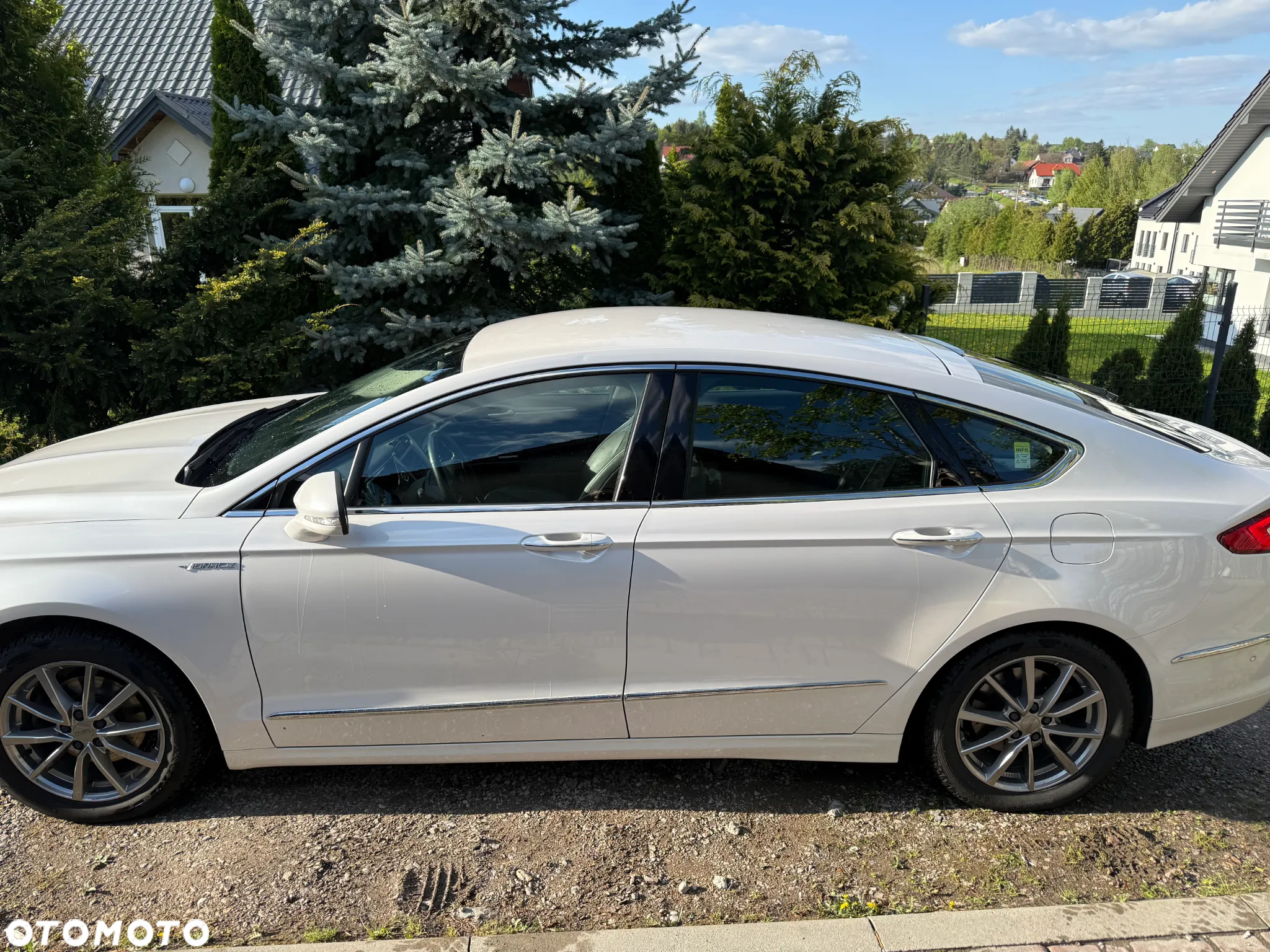 Ford Mondeo Vignale 2.0 EcoBoost - 2