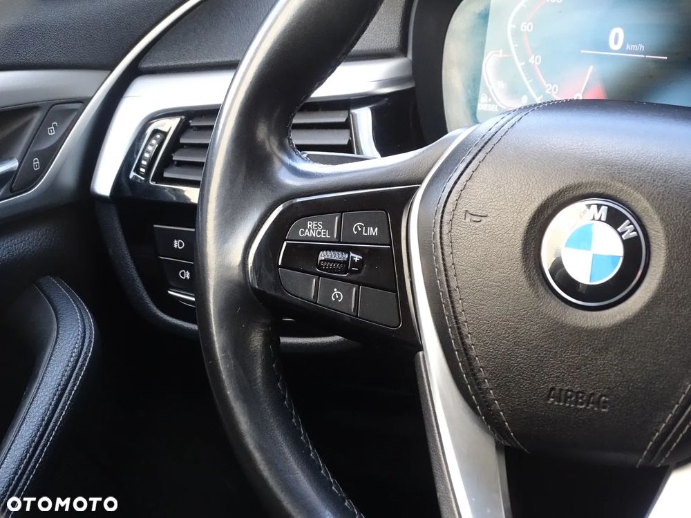 BMW Seria 5 520d - 19