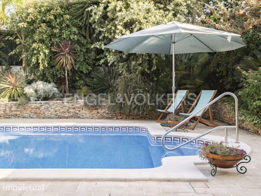 Encantadora moradia T5+1 com piscina e jardim privativo - Grande imagem: 4/48