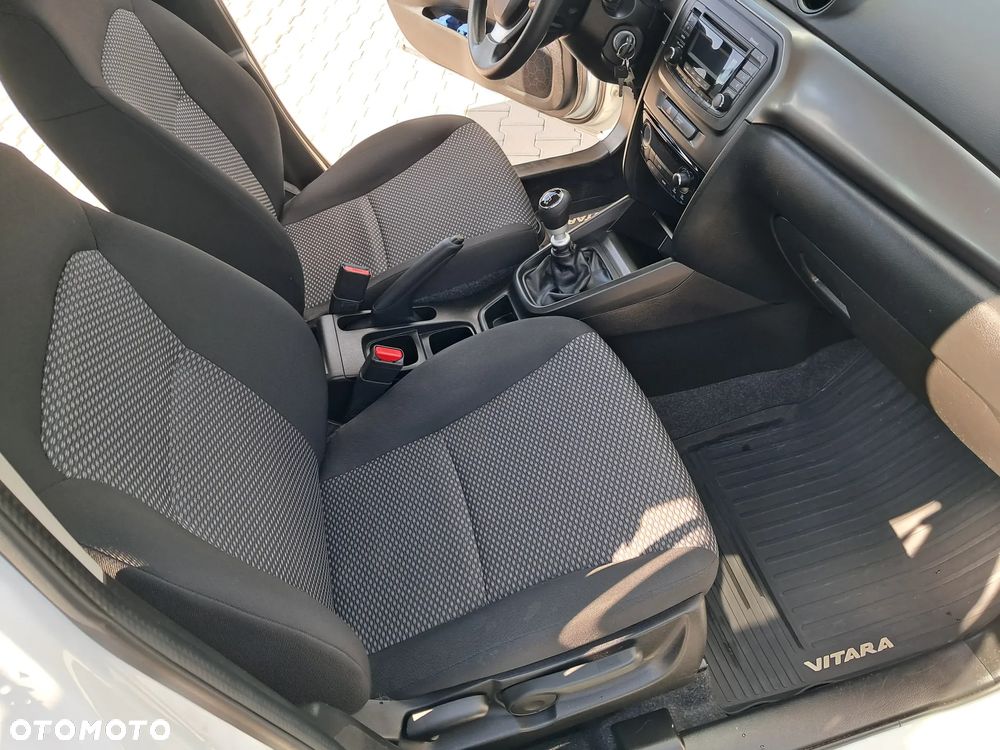 Suzuki Vitara - 21