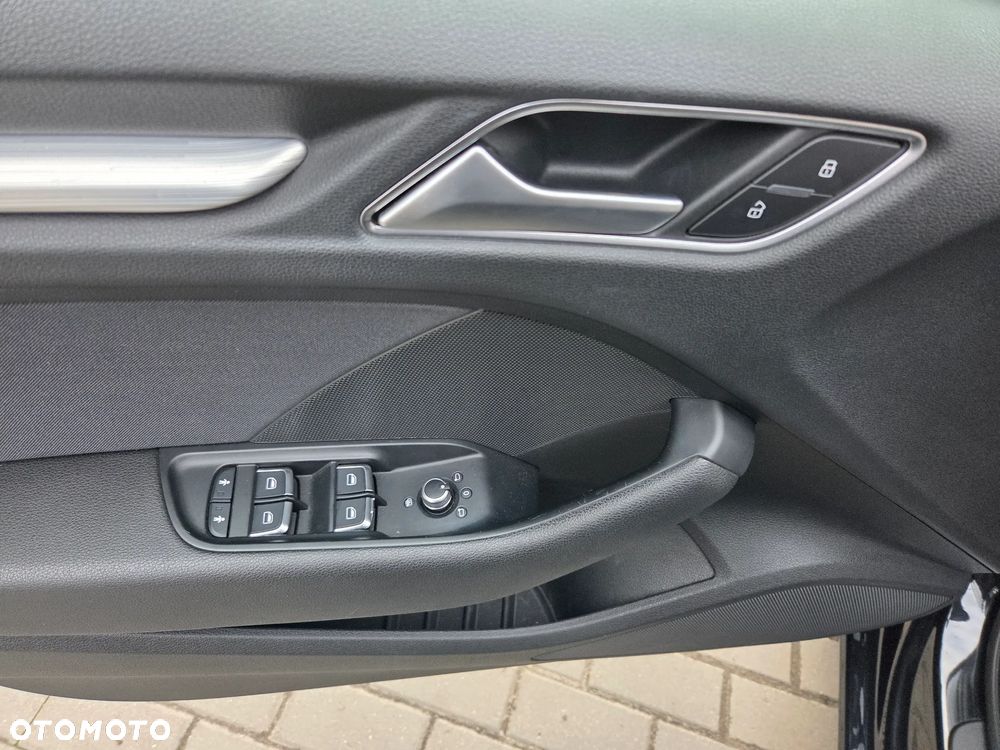 Audi A3 Sportback 1.4 TFSI Attraction - 26