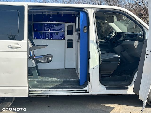 Volkswagen Transporter - 18