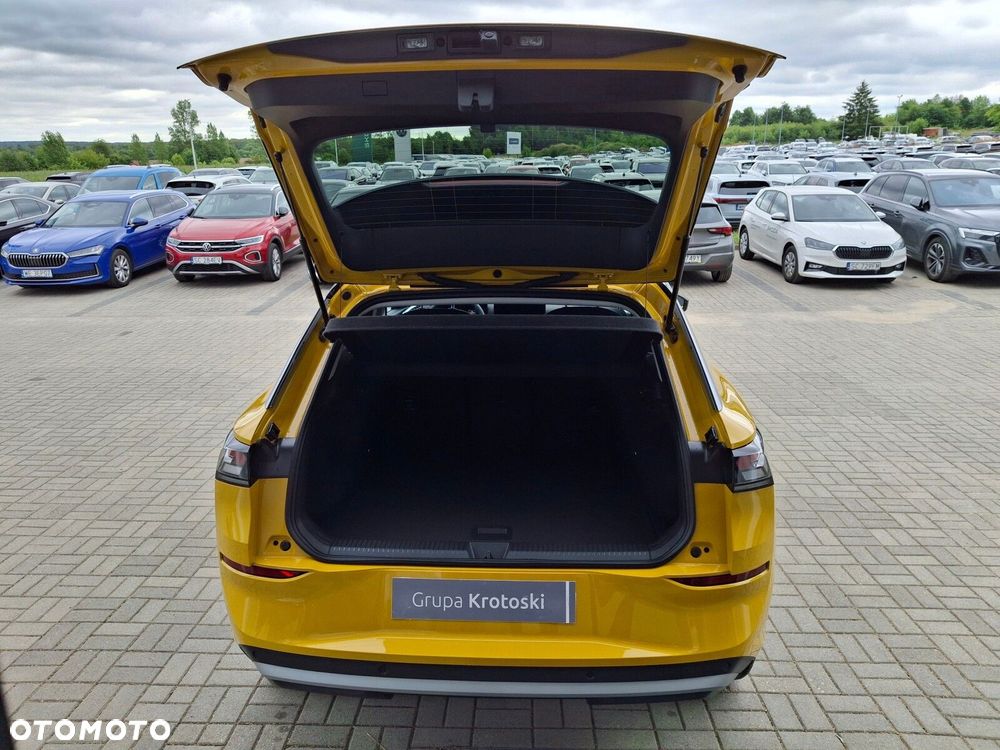 Volkswagen T-Roc 1.5 eTSI Life DSG - 11