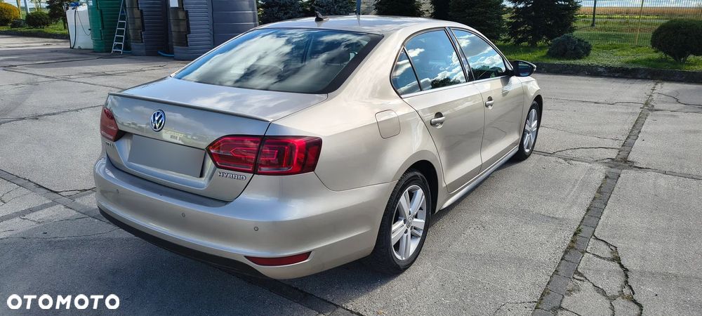 Volkswagen Jetta 1.4 DSG Comfortline - 4