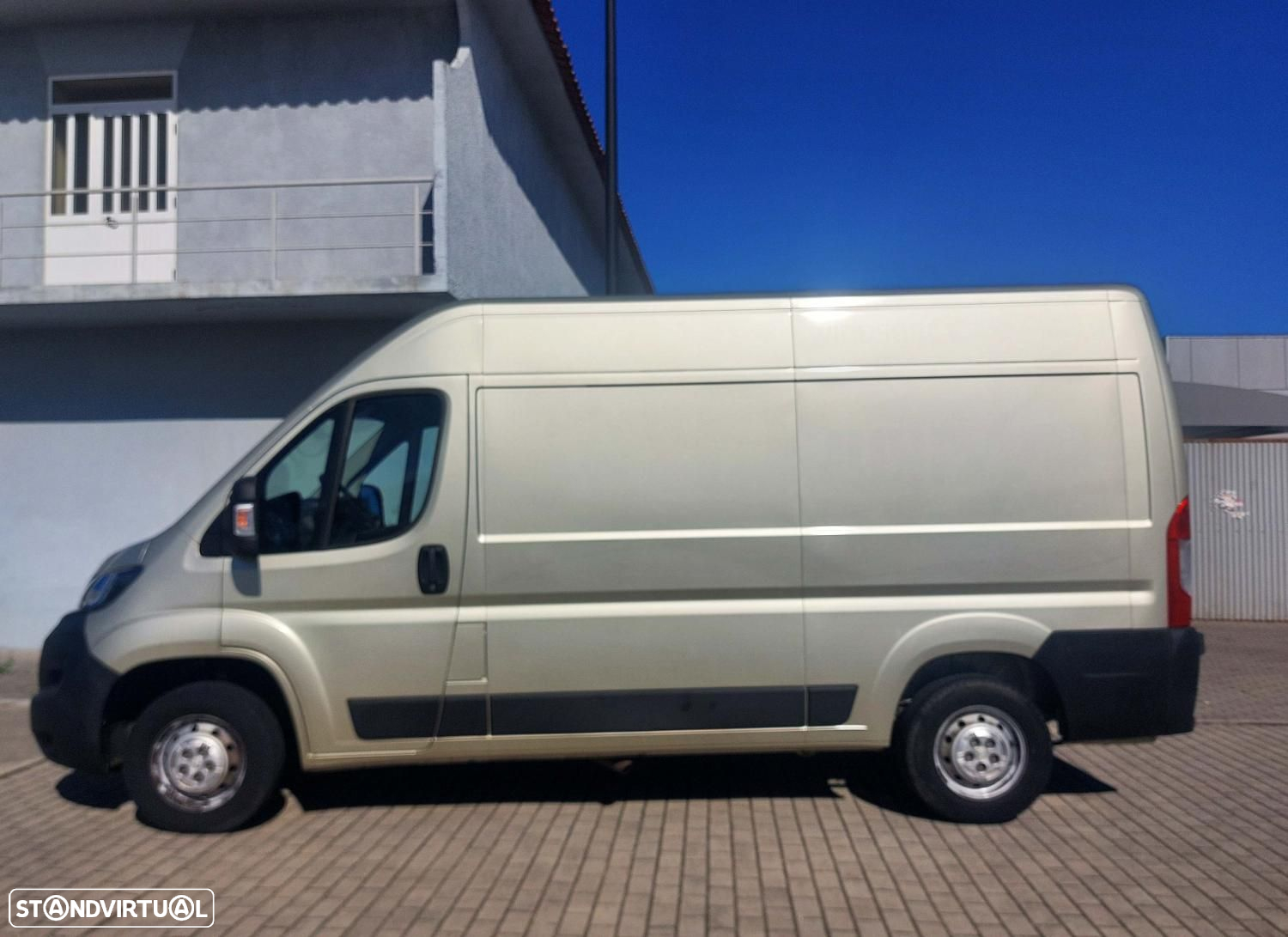 Peugeot Boxer 2.2 BlueHDi 330 L2H2 Premium - 140 cv - IVA Dedutível - 7