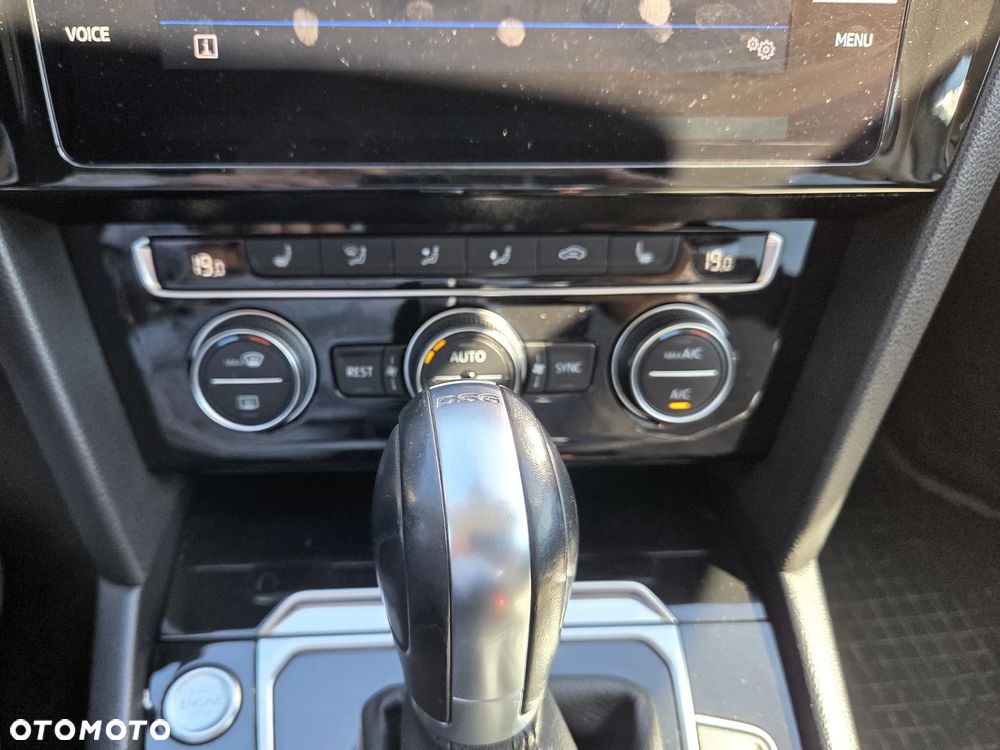 Volkswagen Passat 2.0 TDI BMT Highline DSG7 - 12