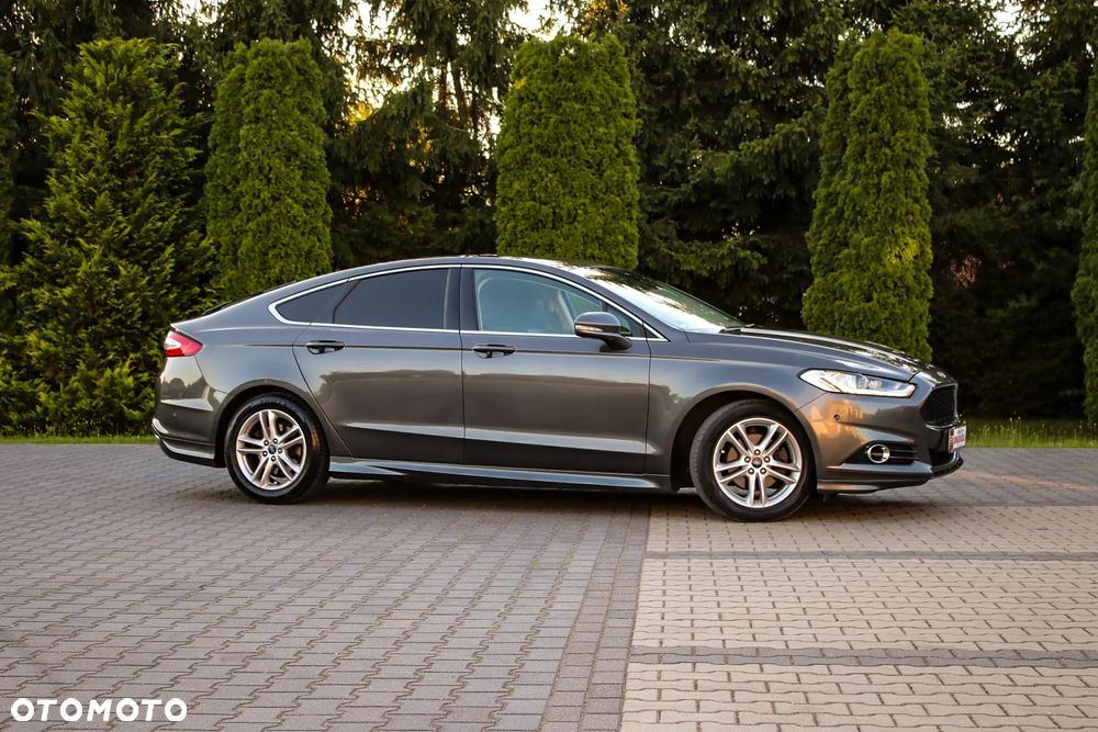 Ford Mondeo 2.0 TDCi STart-Stopp PowerShift-Aut Titanium - 4