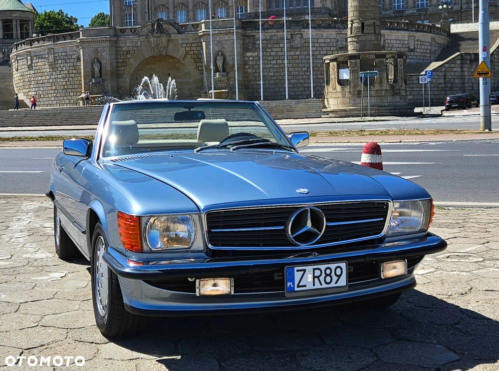 Mercedes-Benz SL - 1