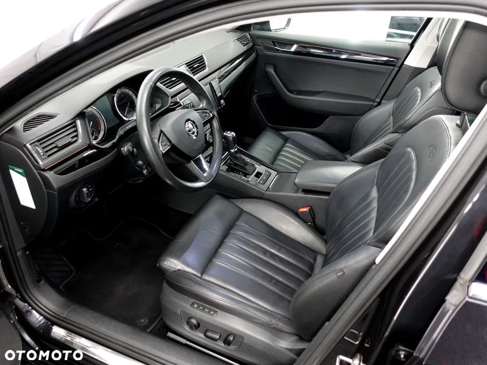 Skoda Superb 2.0 TDI SCR L&K DSG - 12