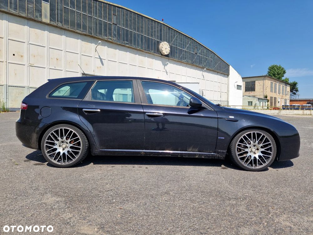 Alfa Romeo 159 - 6