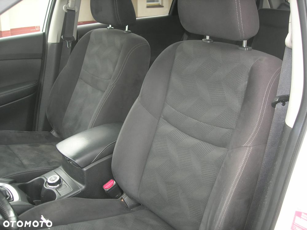 Nissan X-Trail 1.6 DCi ALL-MODE 4x4i Acenta - 16