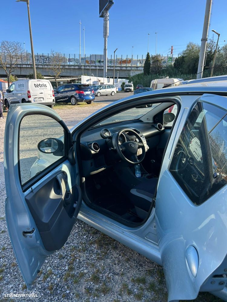 Toyota Aygo 1.0 - 5