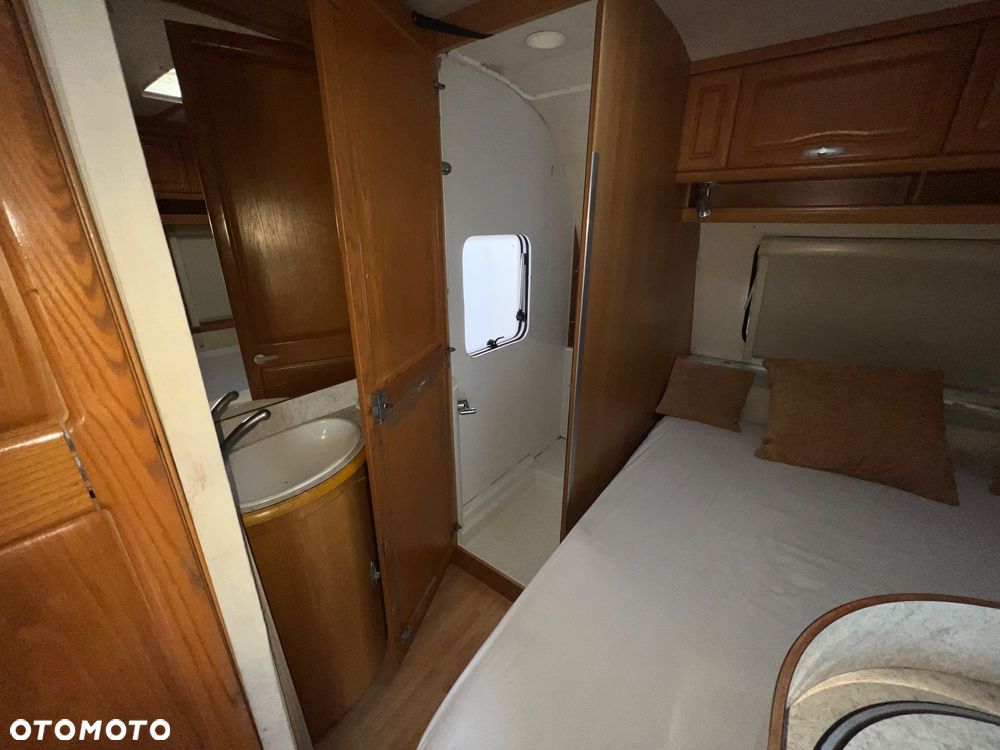 Tabbert Princesse 655 / Vivaldi 460 i inne LMC Kondor VIP 650 / Fendt Diamant 590 /Rubis 395 - 16