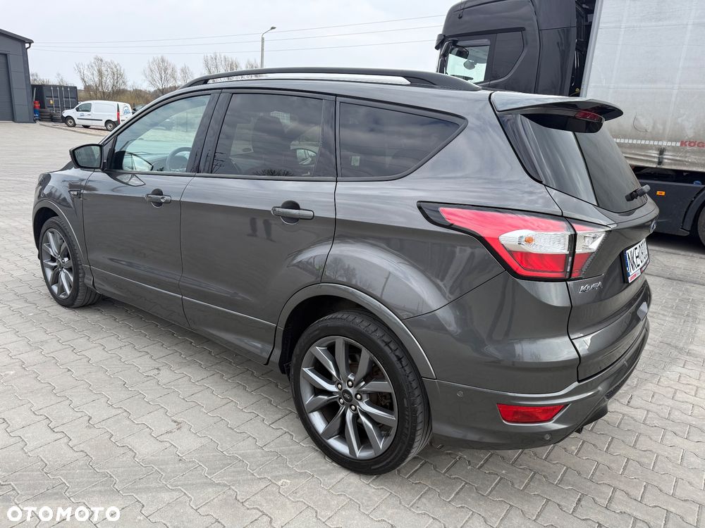 Ford Kuga 2.0 TDCi 4x4 ST-Line - 6