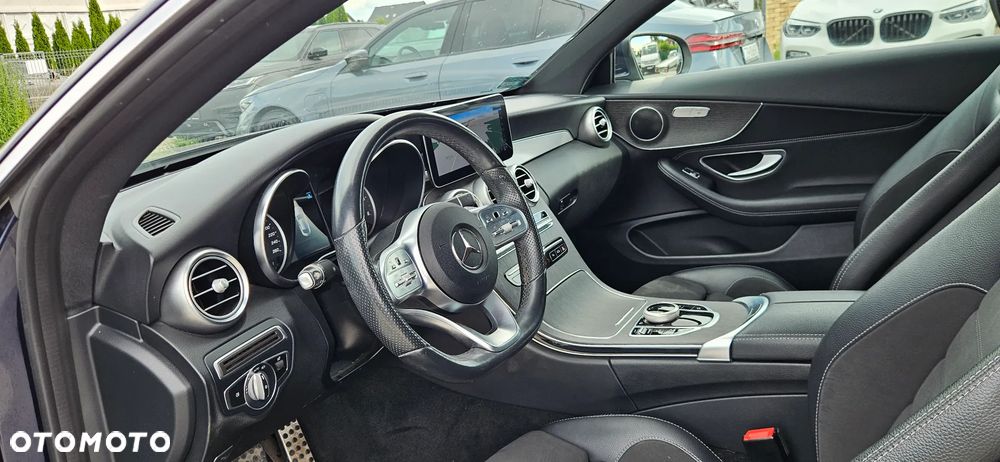 Mercedes-Benz Klasa C 220 d 9G-TRONIC - 17