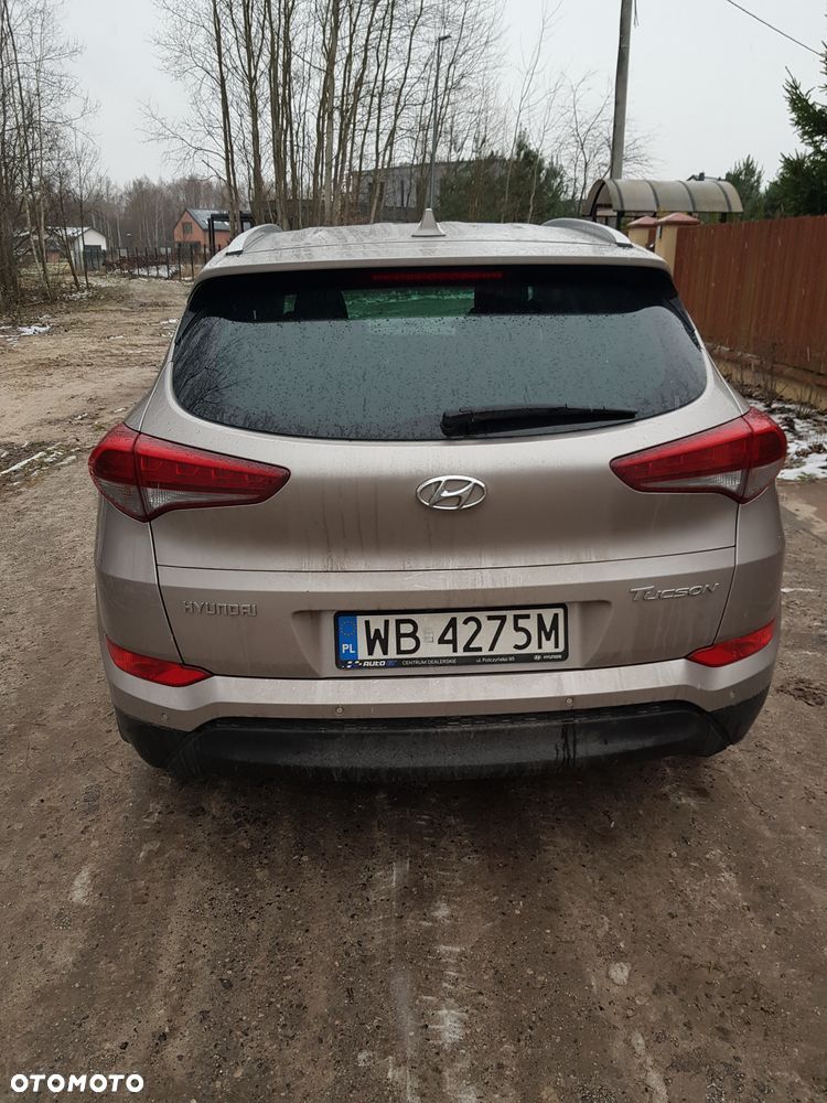 Hyundai Tucson 1.7 CRDI BlueDrive Style 2WD DCT - 10