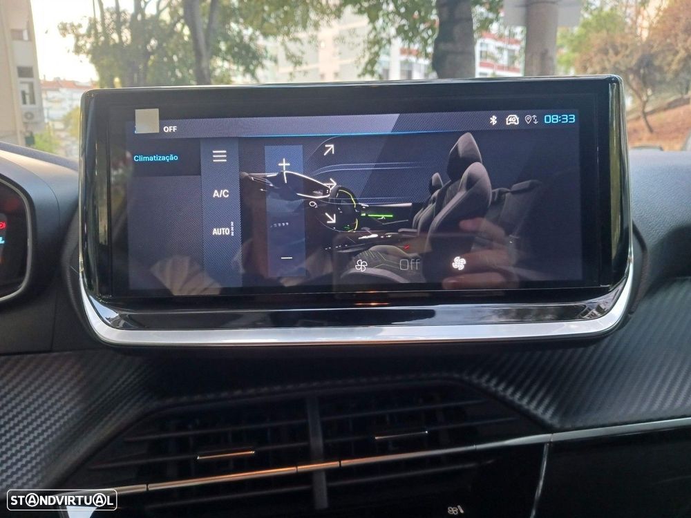 Peugeot 208 1.2 Hybrid Allure e-DCS6 - 16