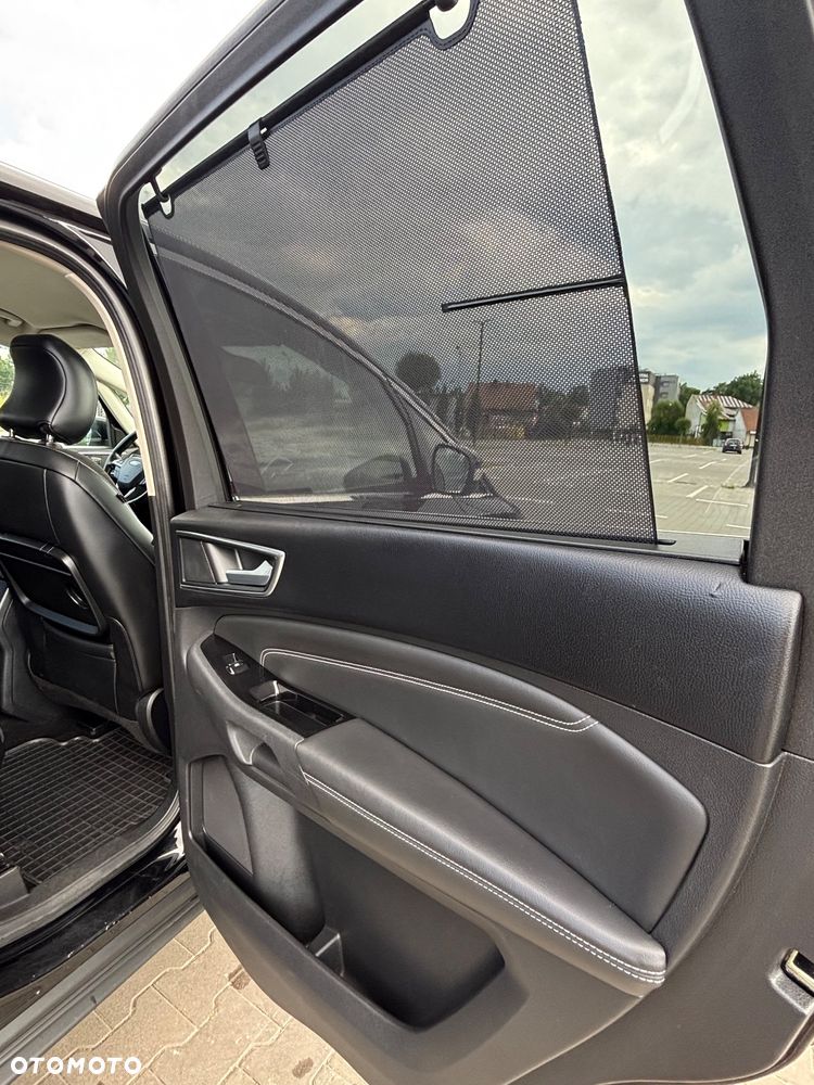 Ford S-Max 2.0 TDCi 4WD Vignale - 28