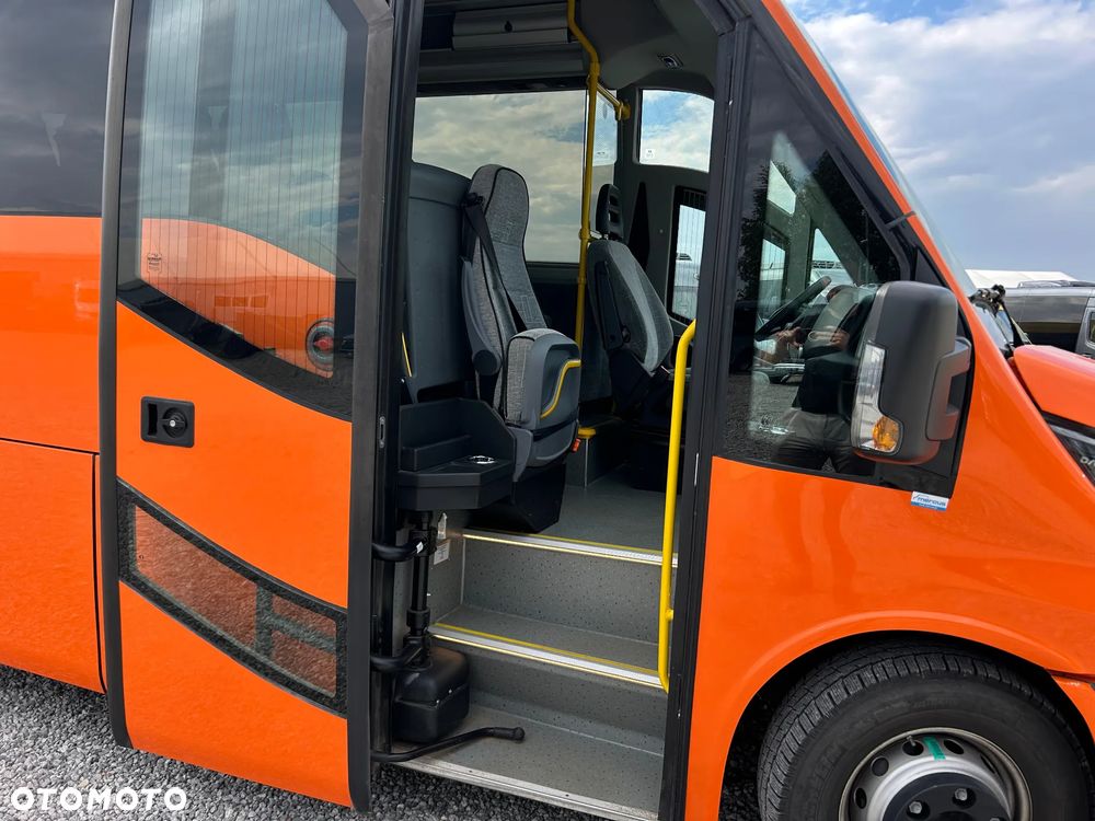 Iveco Daily - 18