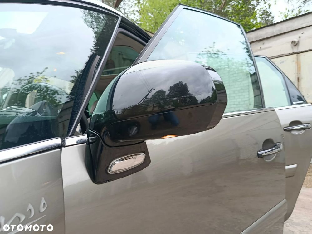 Citroën C4 Picasso THP 155 EGS6 Exclusive - 23