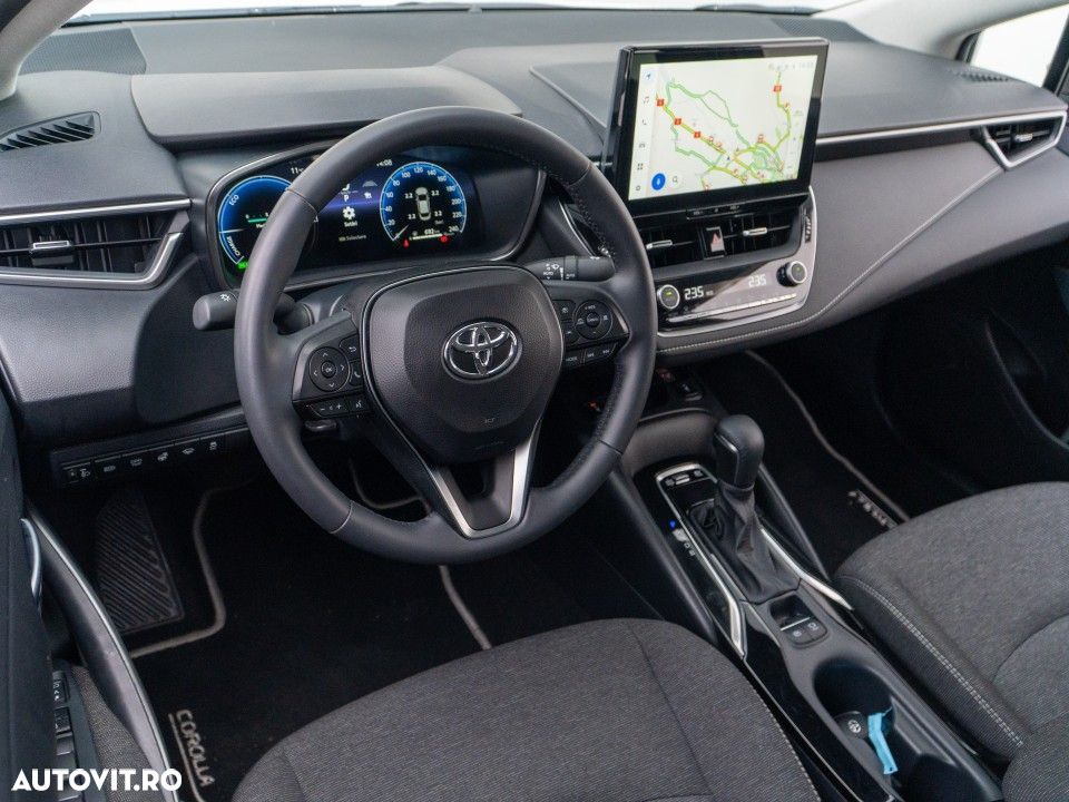 Toyota Corolla - 11