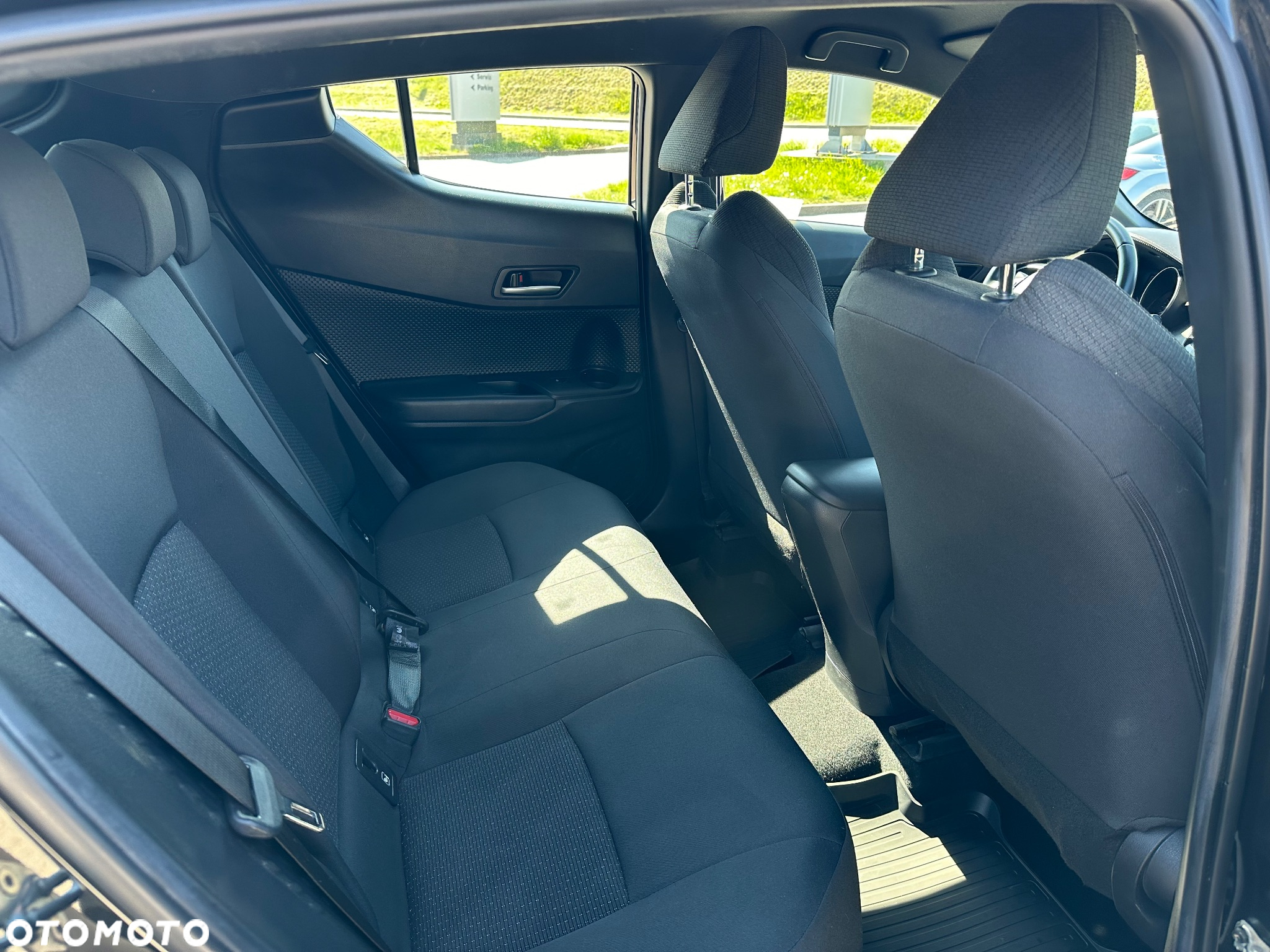 Toyota C-HR 1.2 T GPF Premium - 10