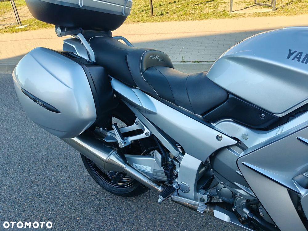 Yamaha FJR - 11