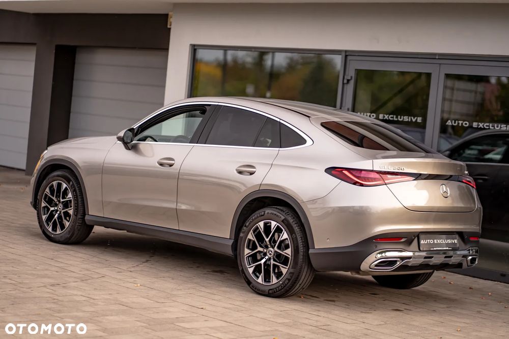 Mercedes-Benz GLC 200 4Matic 9G-TRONIC Edition Avantgarde - 19
