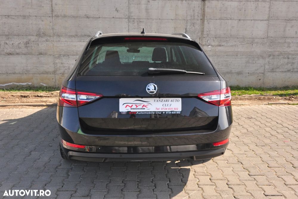 Skoda Superb 2.0 TDI 4X4 DSG Style - 13