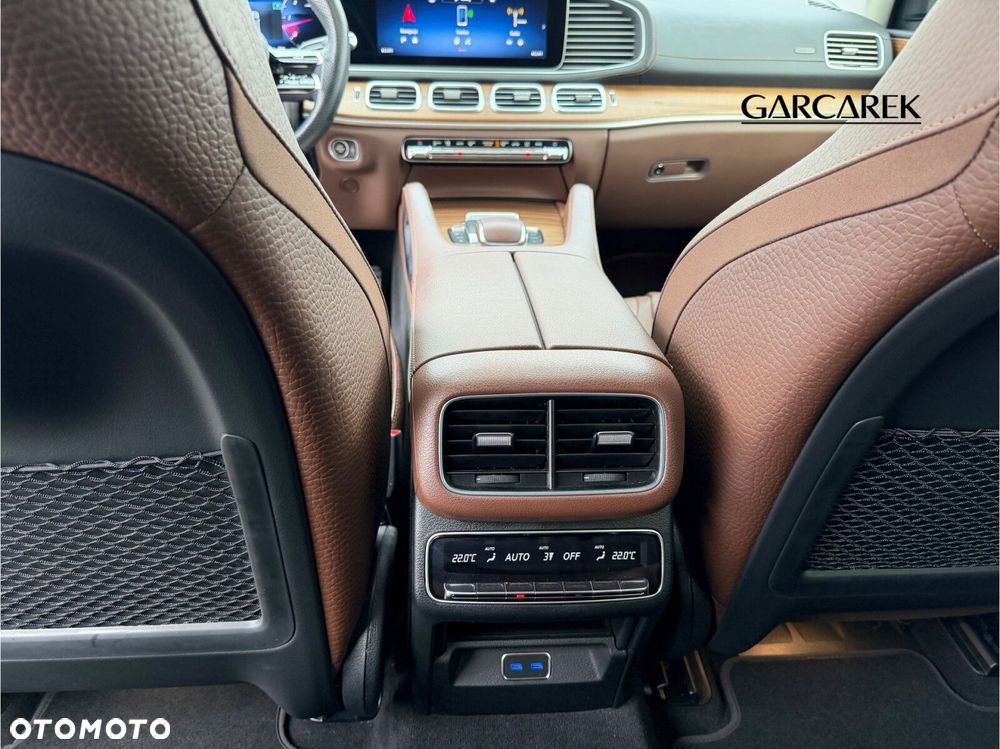 Mercedes-Benz GLS - 13