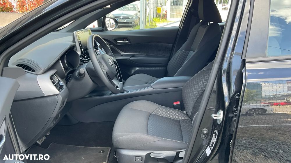 Toyota C-HR 1.8 HSD 122 CP 4x2 CVT Core - 14