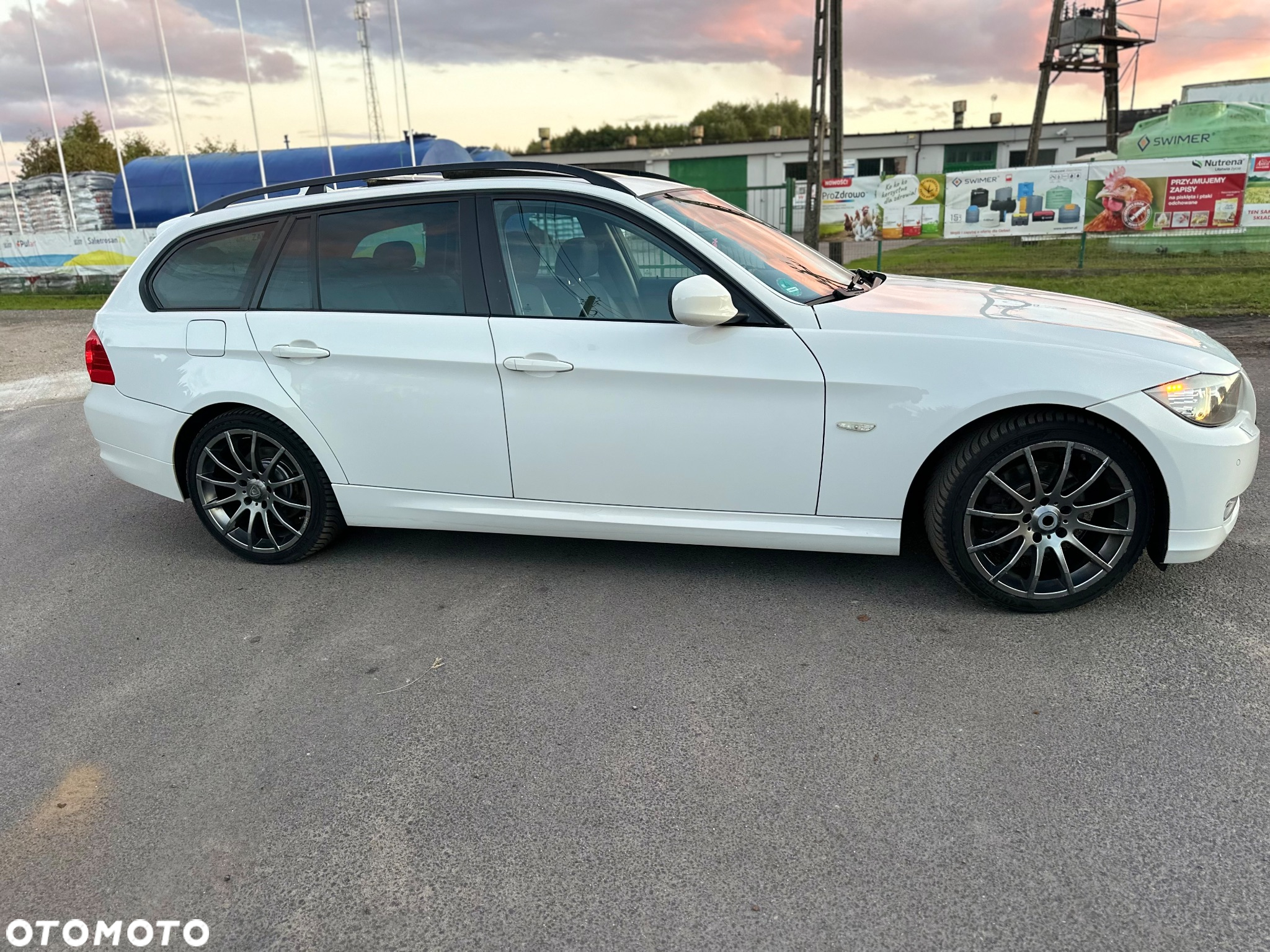 BMW Seria 3 320i Touring - 4